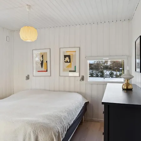 4 Bedroom Gorgeous In 펜션