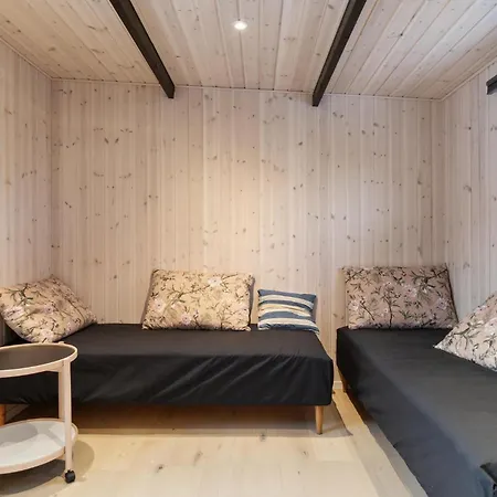 4 Bedroom Gorgeous In بيت للعطل