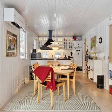 بيت للعطل 4 Bedroom Gorgeous In